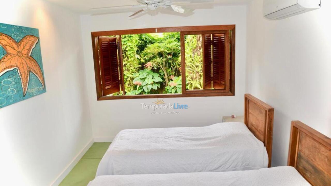 House for vacation rental in São Sebastião (Praia da Baleia)