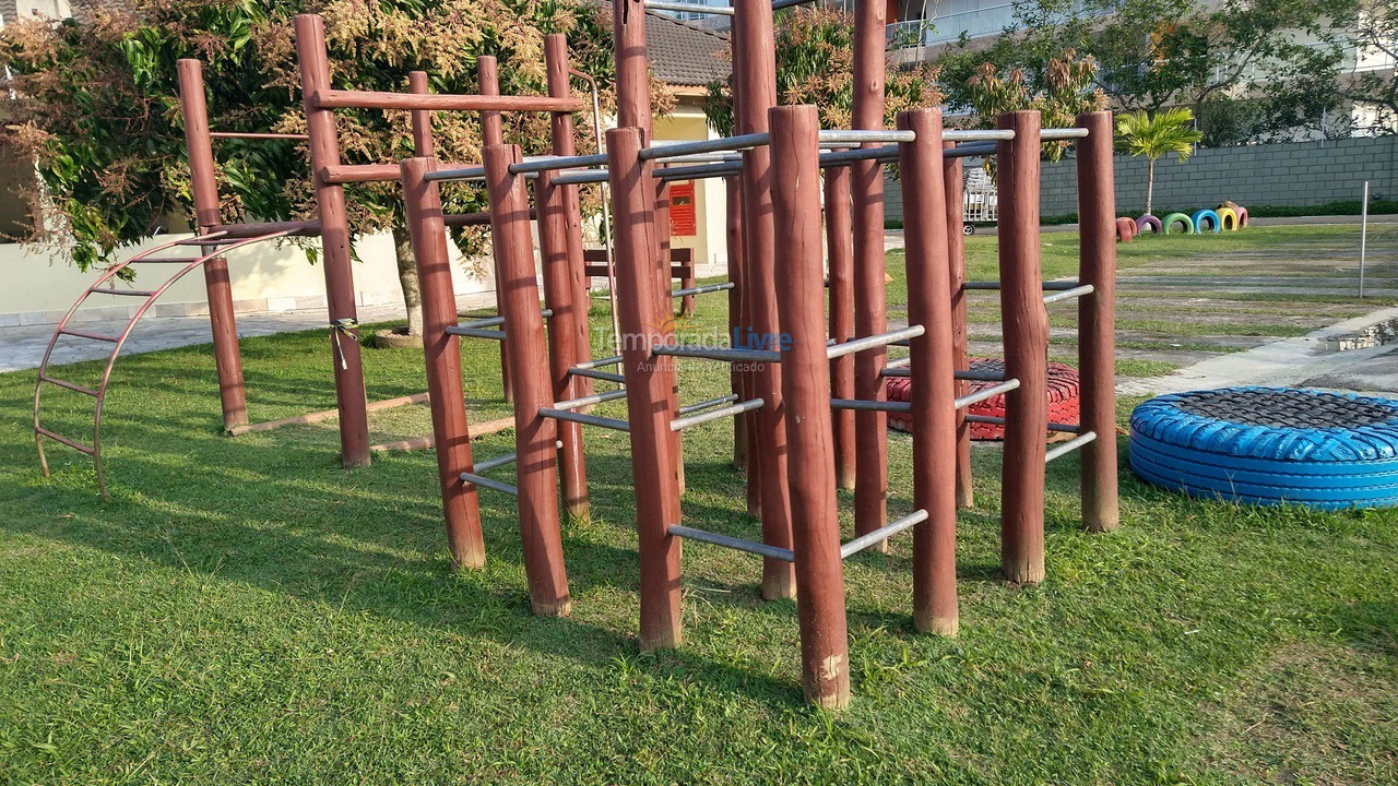 Apartment for vacation rental in Bertioga (Praia da Enseada Vila Claís)