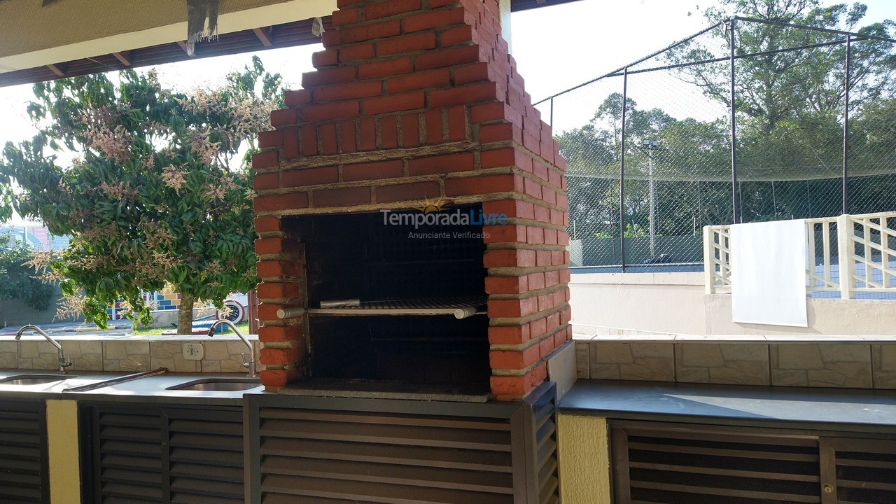 Apartment for vacation rental in Bertioga (Praia da Enseada Vila Claís)