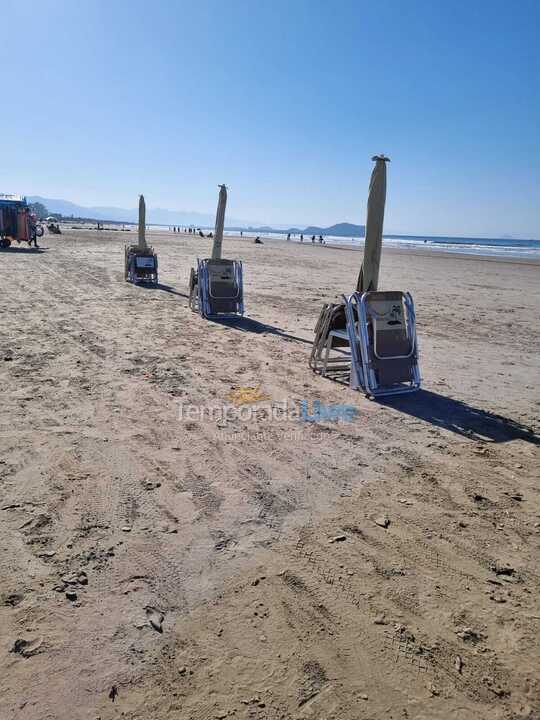 Apartment for vacation rental in Bertioga (Praia da Enseada Vila Claís)