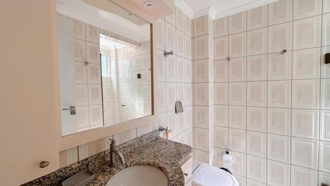 Apartamento de 03 quartos a 100 metros do mar