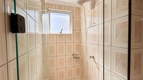 Apartamento de 03 quartos a 100 metros do mar