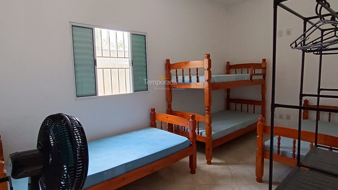 Casa para aluguel de temporada em Bertioga (Boraceia)