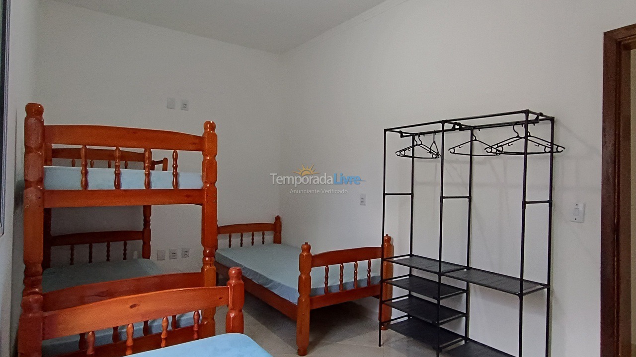 Casa para aluguel de temporada em Bertioga (Boraceia)