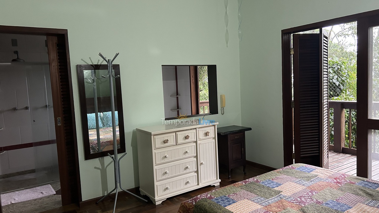 Casa para aluguel de temporada em Ilhabela (Praia da Feiticeira)