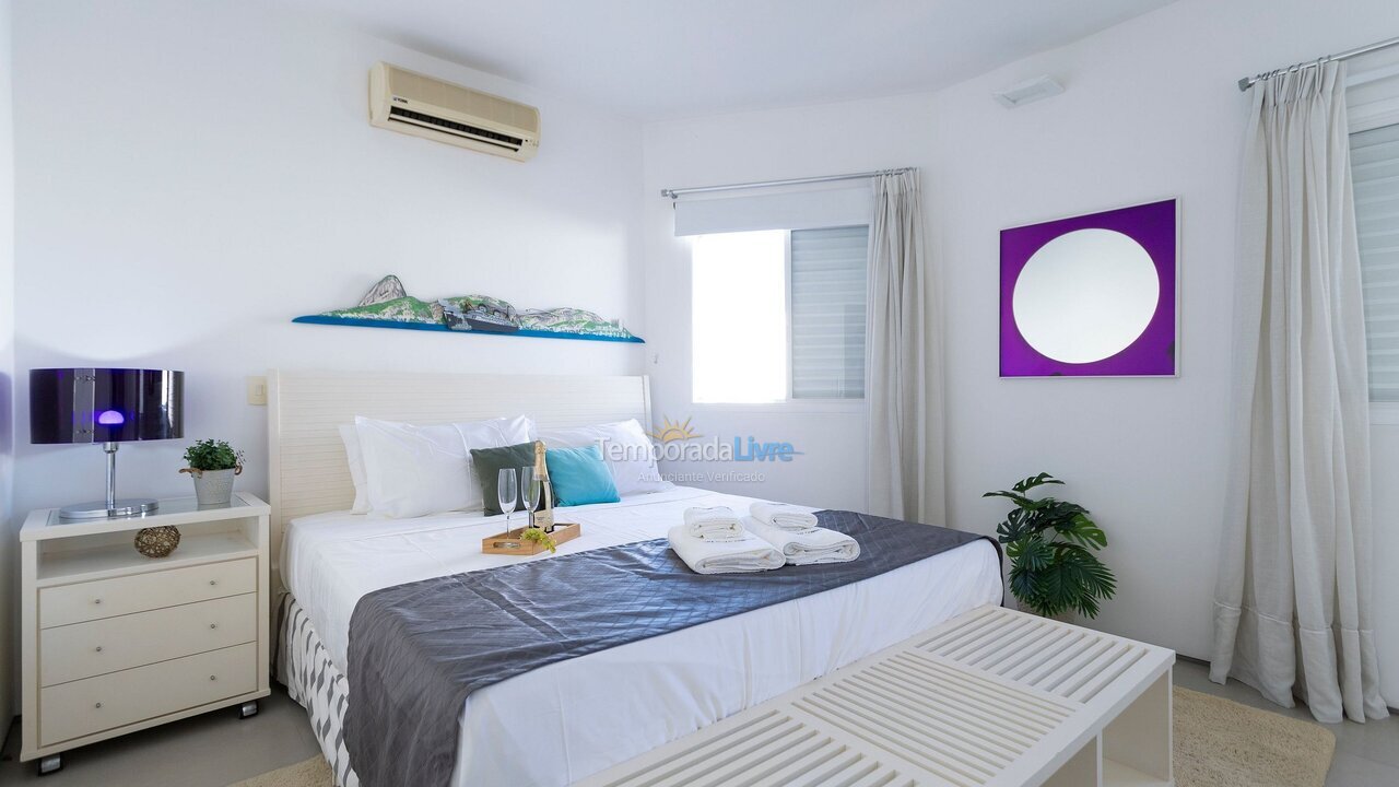 Apartment for vacation rental in Guarujá (Enseada)