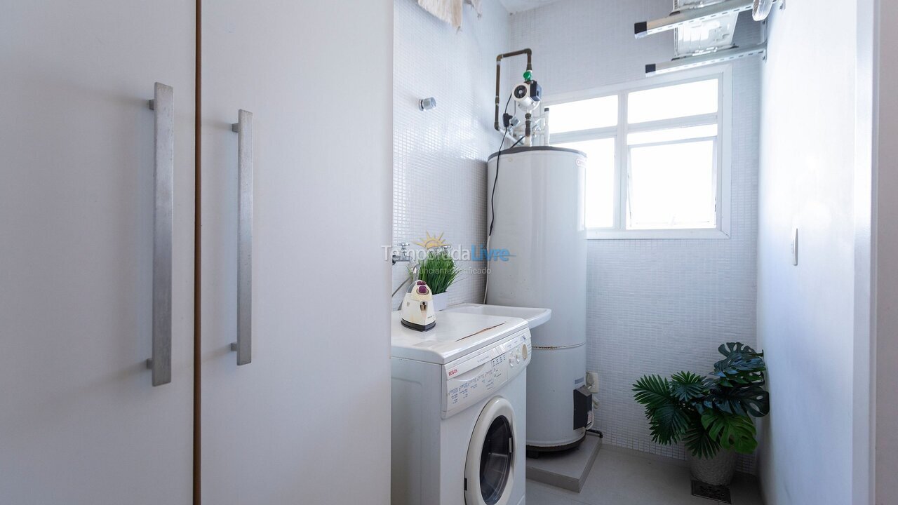 Apartment for vacation rental in Guarujá (Enseada)