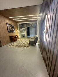 Ático de alto estándar frente al mar con 05 suites en Itapema/SC