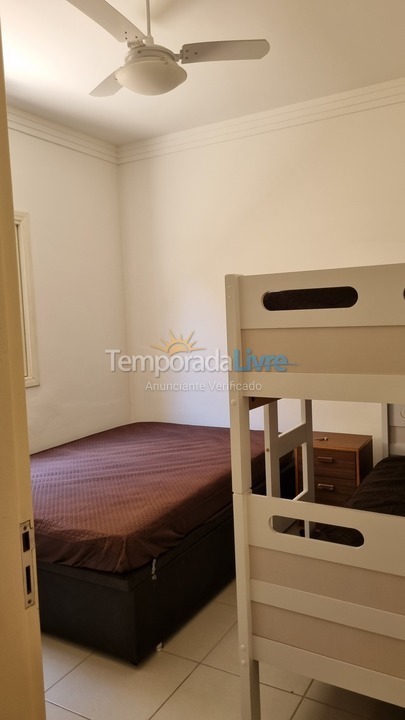 Casa para aluguel de temporada em Peruíbe (Belmira Novaes Ruinas)