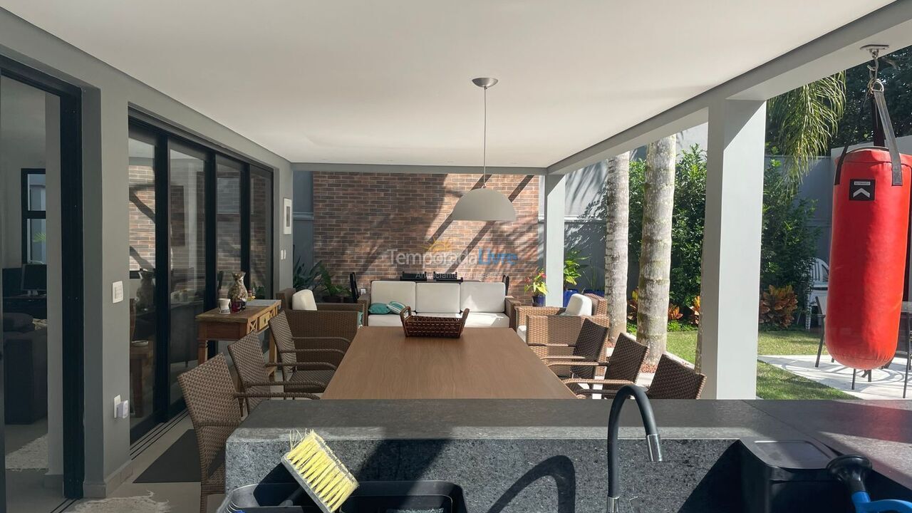 Casa para alquiler de vacaciones em Bertioga (Riviera de São Lourenço)