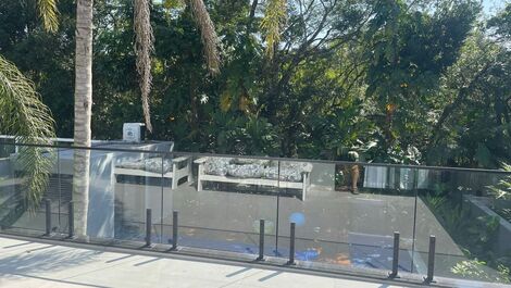 Mansión de 5 suites en la Riviera de São Lourenço, con piscina climatizada