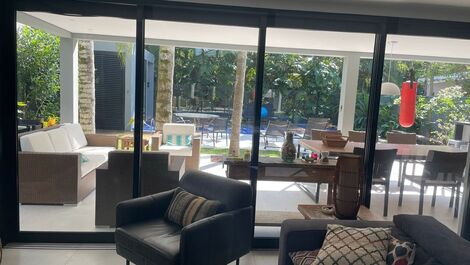 Mansión de 5 suites en la Riviera de São Lourenço, con piscina climatizada