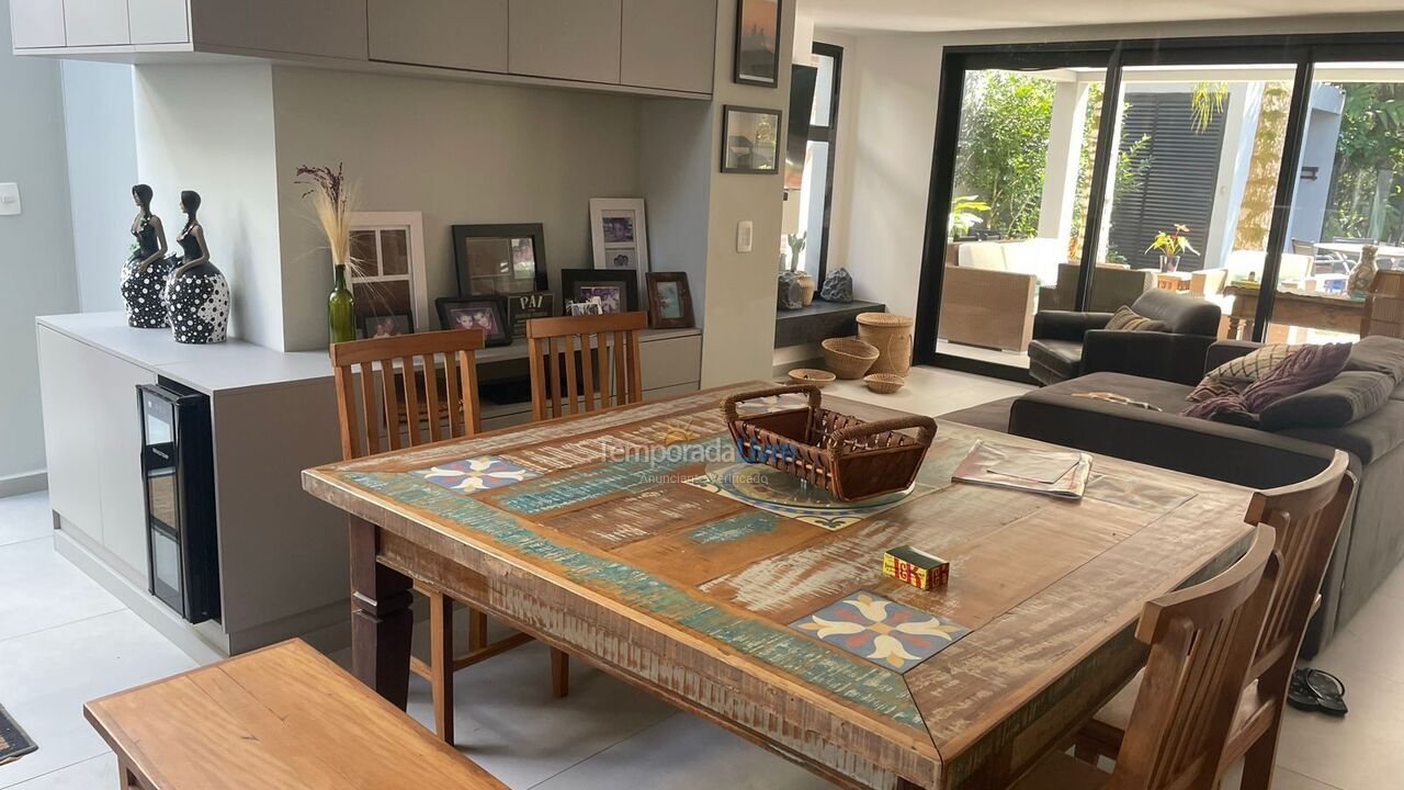 Casa para alquiler de vacaciones em Bertioga (Riviera de São Lourenço)