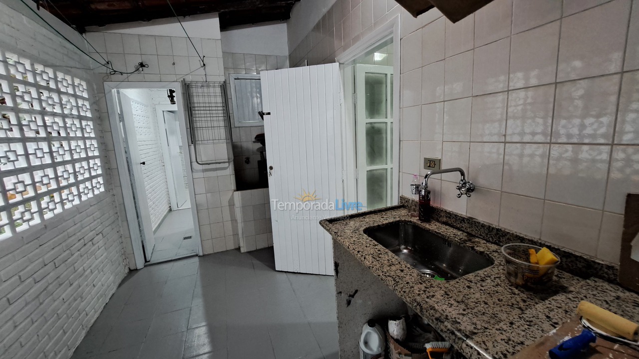 Casa para aluguel de temporada em Ubatuba (Praia Grande)