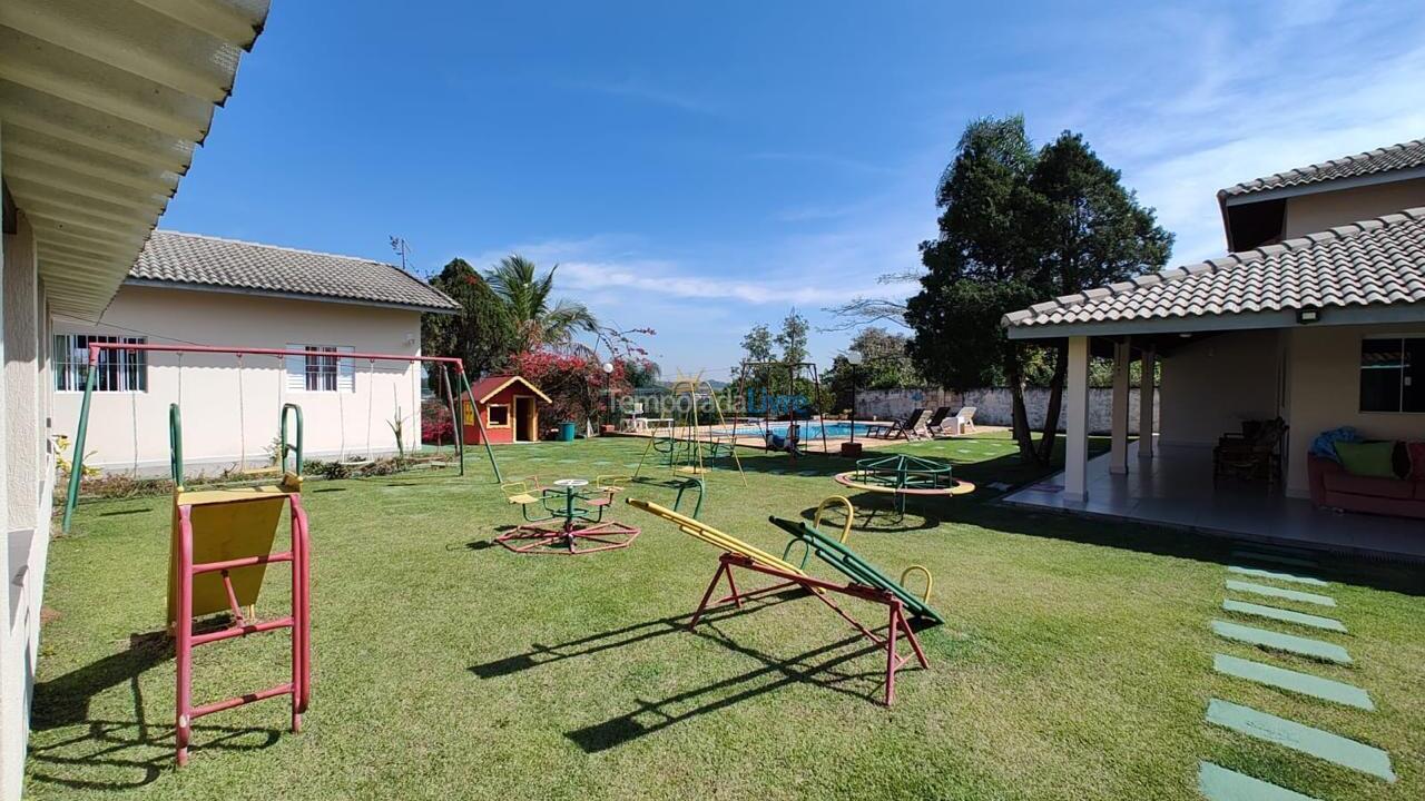 Granja para alquiler de vacaciones em Mairinque (Condomínio Porta do Sol)