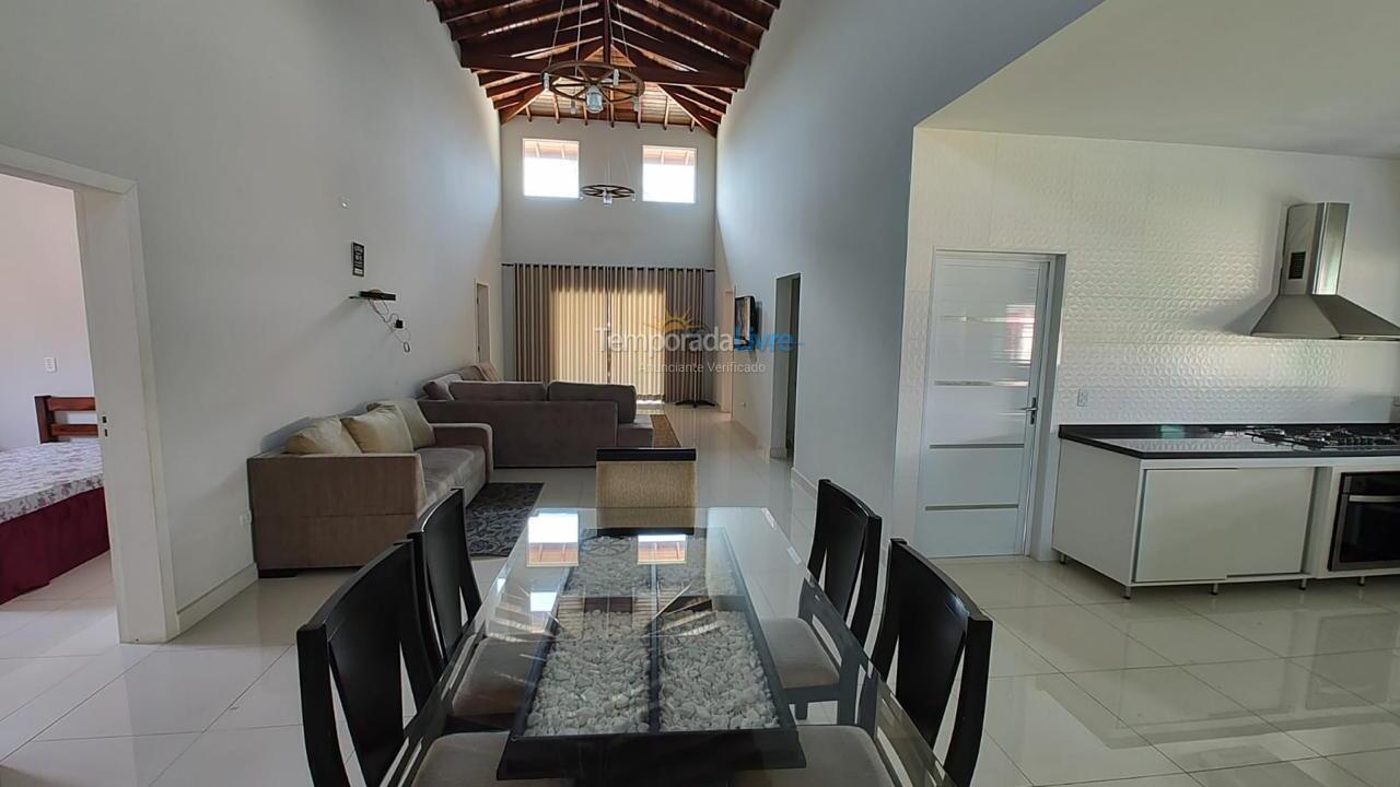 Granja para alquiler de vacaciones em Mairinque (Condomínio Porta do Sol)