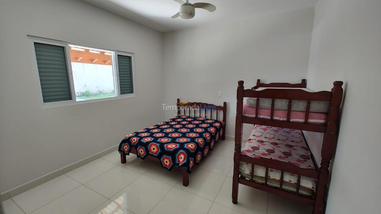 Granja para alquiler de vacaciones em Mairinque (Condomínio Porta do Sol)