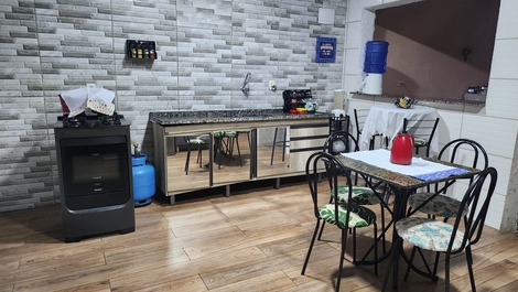 Caragua casa con piscina