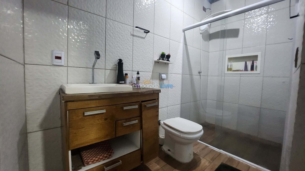 Casa para alquiler de vacaciones em Caraguatatuba (Perequêmirim)