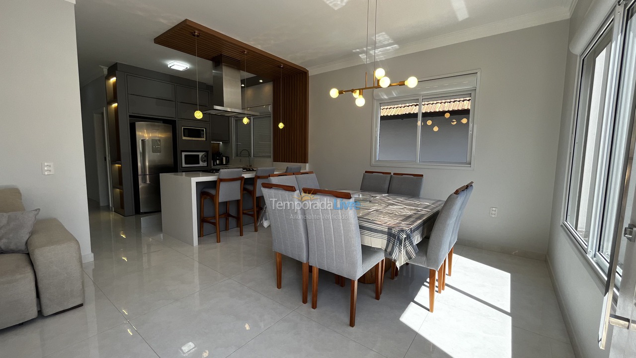 Casa para alquiler de vacaciones em Florianópolis (Praia de Ponta das Canas)