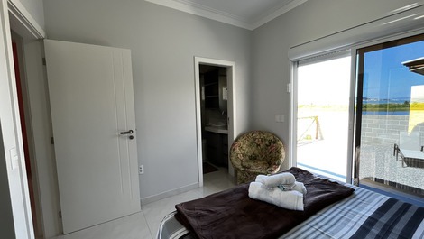 Casa en la playa de Ponta das Canas