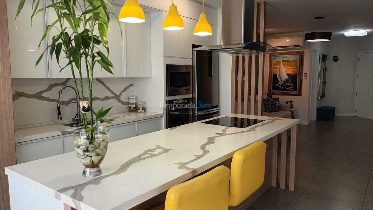 Apartamento para aluguel de temporada em Florianópolis (Cachoeira do Bom Jesus)