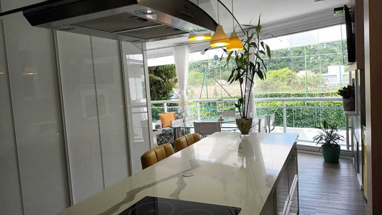 Apartamento para aluguel de temporada em Florianópolis (Cachoeira do Bom Jesus)