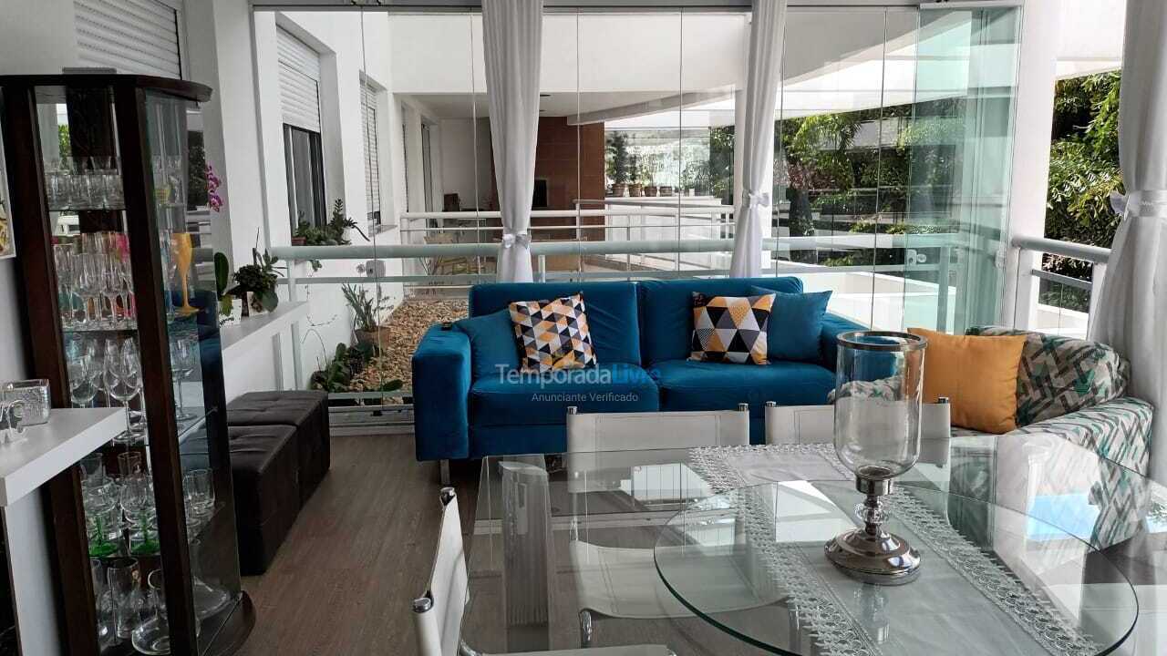 Apartamento para aluguel de temporada em Florianópolis (Cachoeira do Bom Jesus)