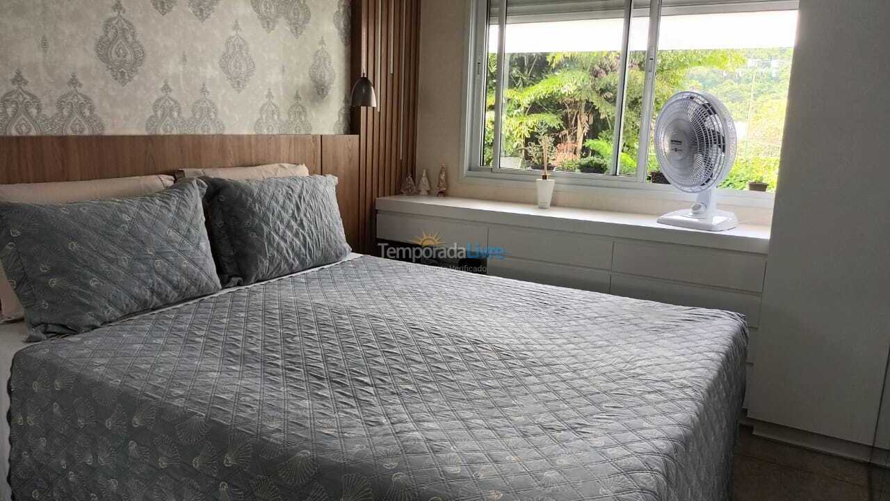 Apartamento para aluguel de temporada em Florianópolis (Cachoeira do Bom Jesus)