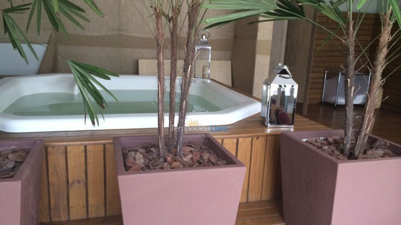 Apartamento para aluguel de temporada em Florianópolis (Cachoeira do Bom Jesus)