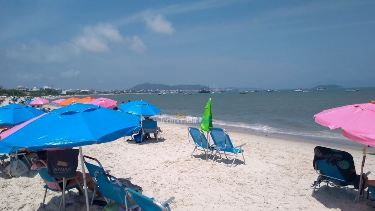 Apartamento para aluguel de temporada em Florianópolis (Cachoeira do Bom Jesus)