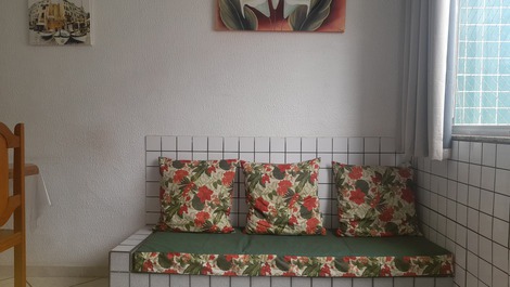 Simple and family-friendly apartment in Praia do Forte/Centro.