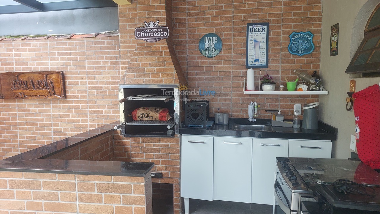 Casa para alquiler de vacaciones em Caraguatatuba (Indaiá)