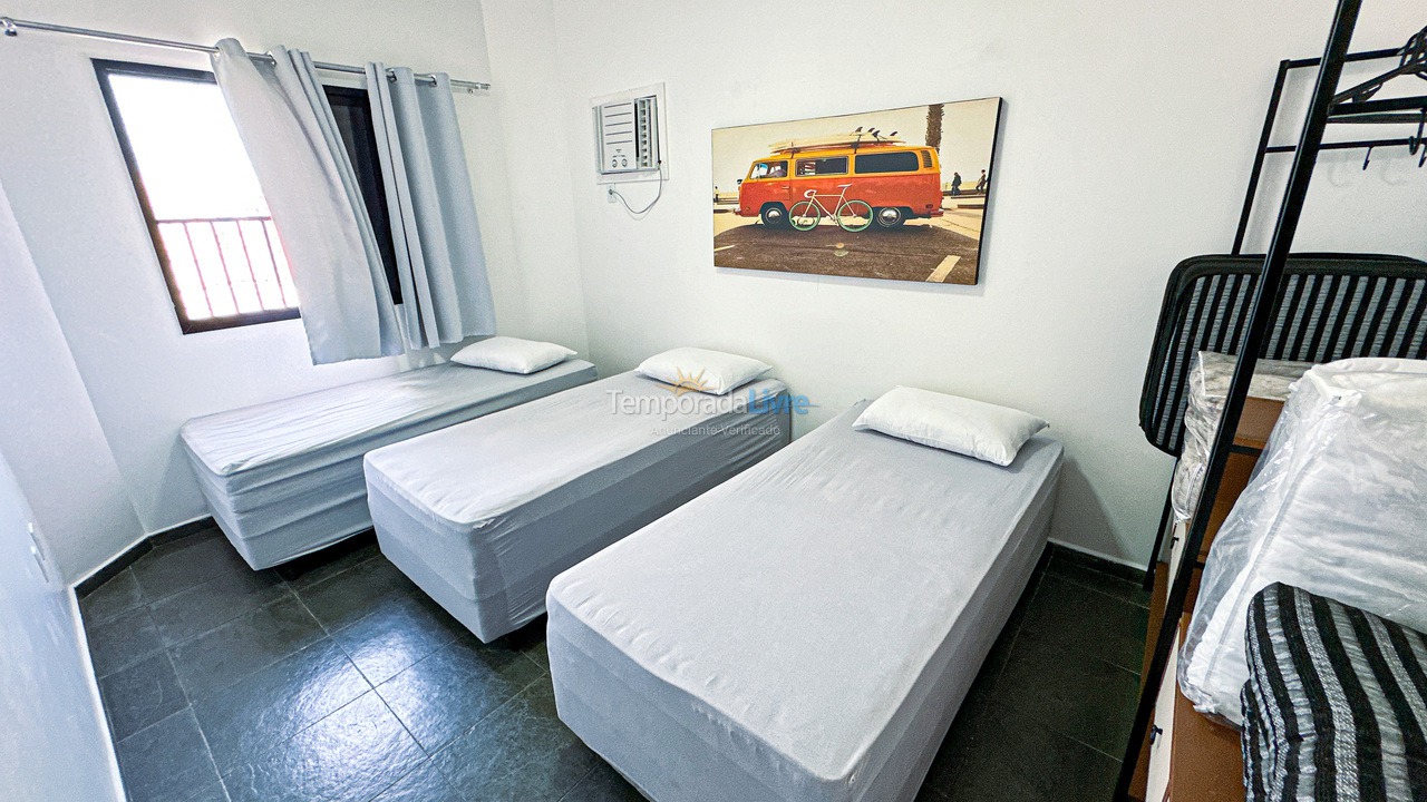 Apartment for vacation rental in Guarujá (Praia do Tombo)