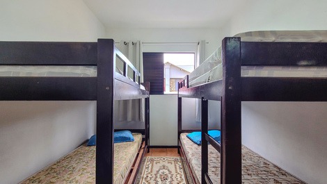 Apartment in the center of Enseada - sleeps 6