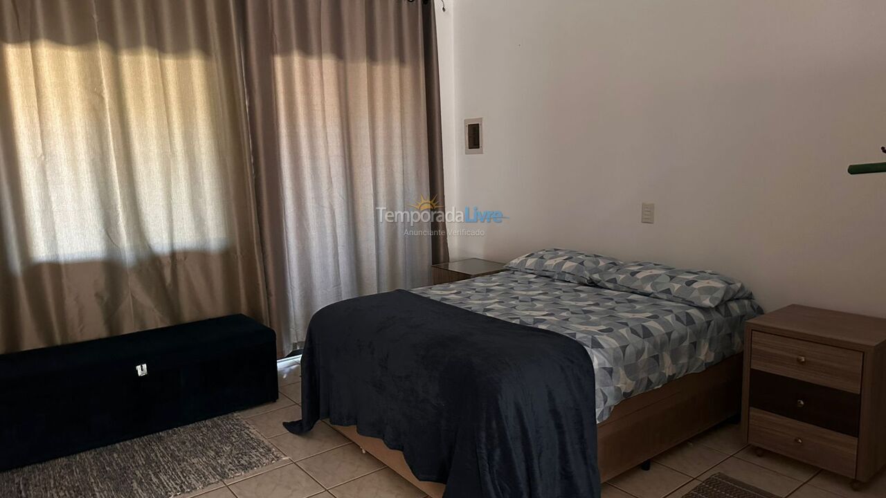 Casa para alquiler de vacaciones em Bombinhas (Praia de Zimbros)