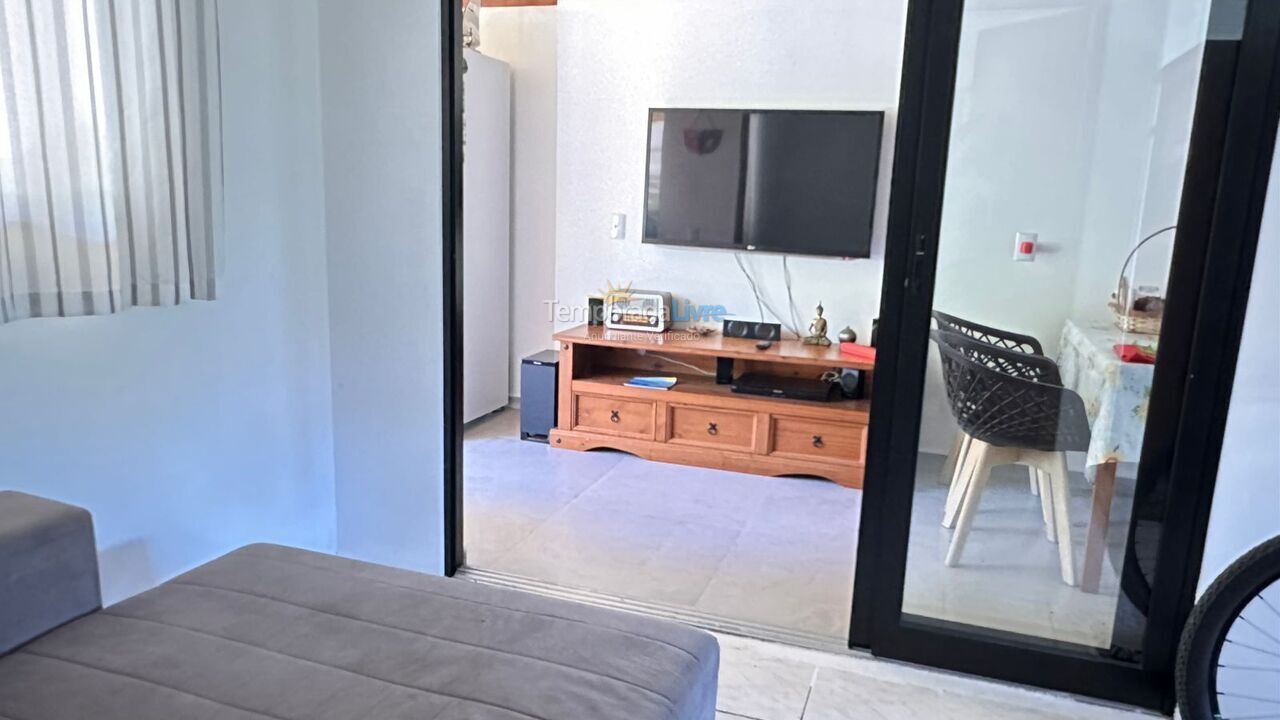 Casa para alquiler de vacaciones em Bombinhas (Praia de Zimbros)