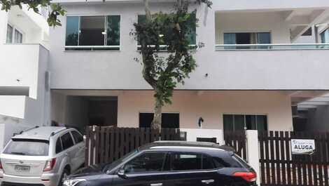 Casa para alugar em Bombinhas - Canto Grande