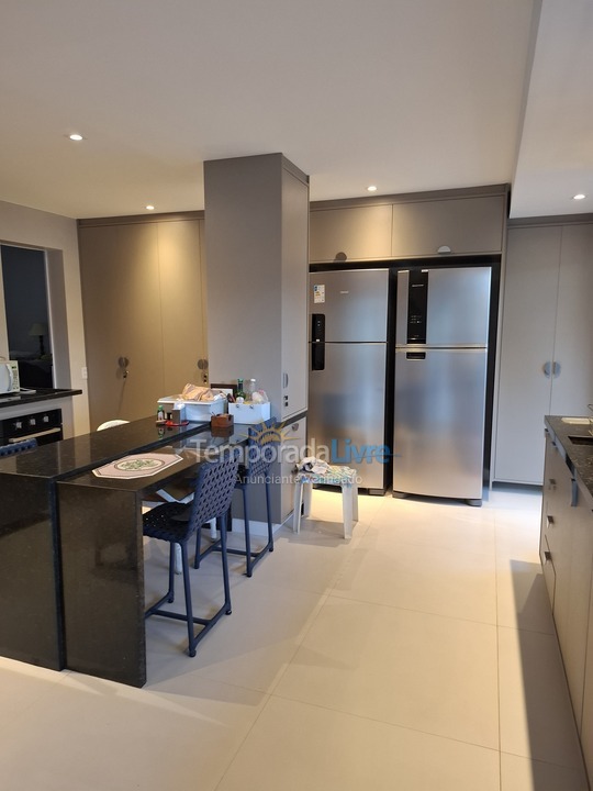 Casa para alquiler de vacaciones em Camaçari (Praia de Guarajuba)