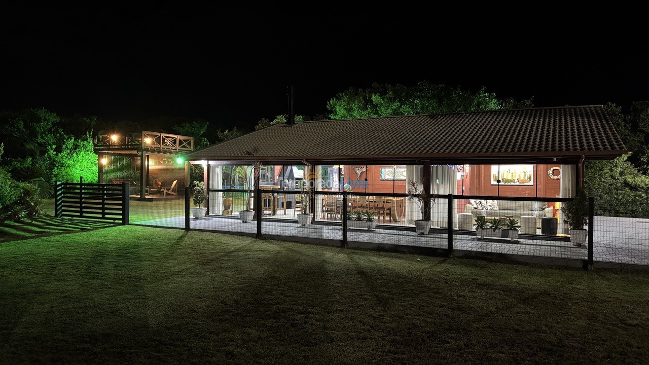 Casa para aluguel de temporada em Palhoça (Praia do Sonho)