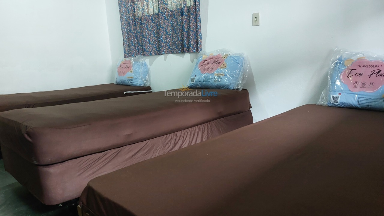 Casa para aluguel de temporada em Ubatuba (Pereque Mirim)