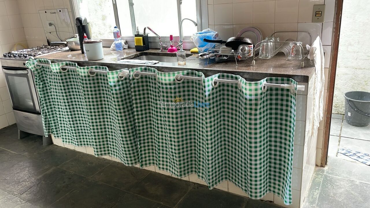 Casa para aluguel de temporada em Ubatuba (Pereque Mirim)