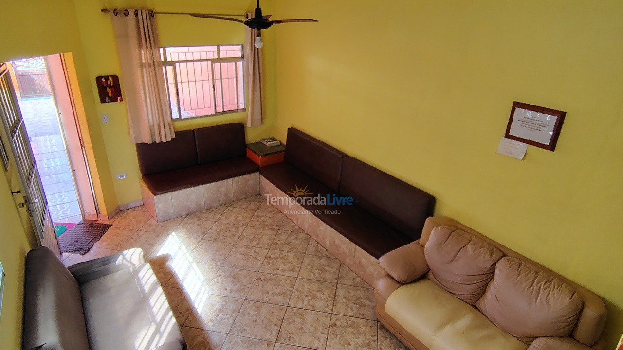 Casa para aluguel de temporada em Caraguatatuba (Martim de Sá)