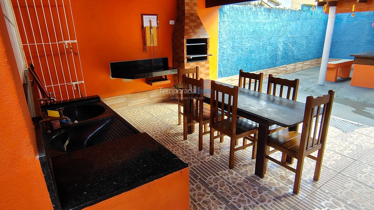 Casa para aluguel de temporada em Caraguatatuba (Martim de Sá)