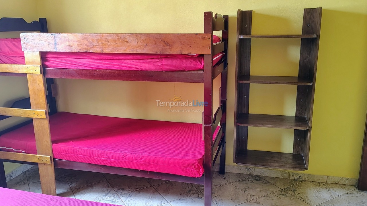 Casa para aluguel de temporada em Caraguatatuba (Martim de Sá)