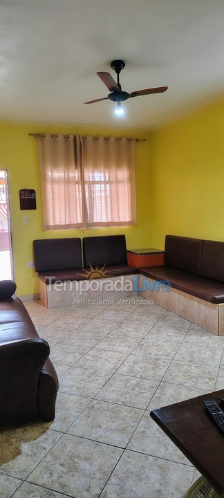 Casa para aluguel de temporada em Caraguatatuba (Martim de Sá)