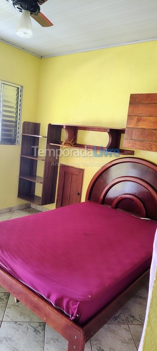 Casa para aluguel de temporada em Caraguatatuba (Martim de Sá)