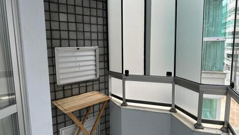 Bood fit. 2 bedrooms, one suite with air conditioning.