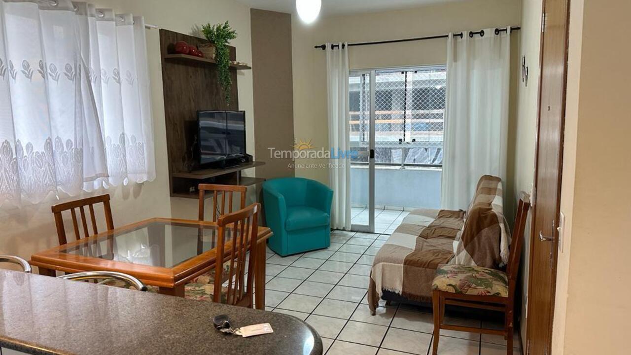 Apartment for vacation rental in Itapema (Meia Praia)