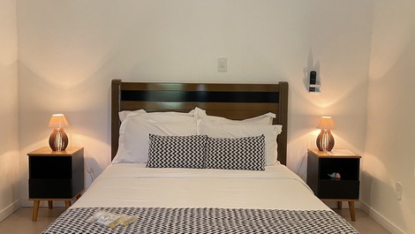 Sítio para temporada com Piscina, Churrasqueira, Sauna e 8 suítes